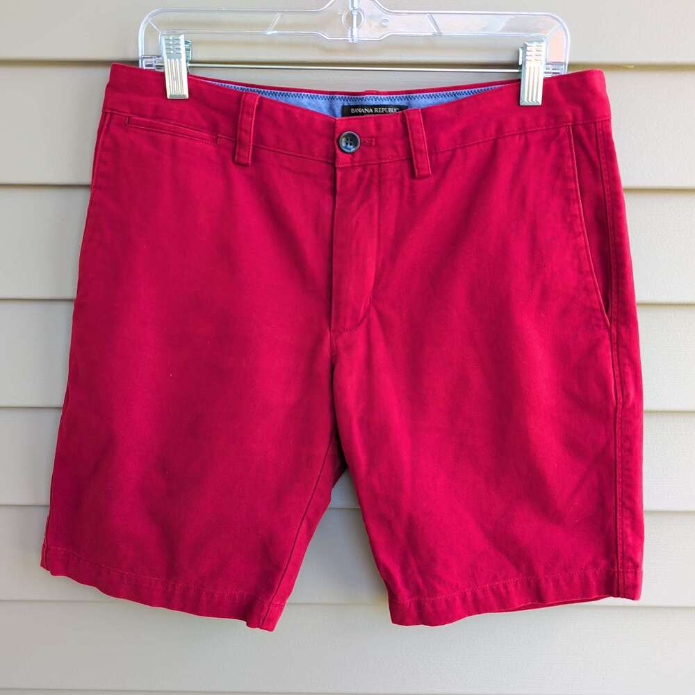 Banana Republic Aiden Short Mens Size 31 Red Chino Flat Front Shorts